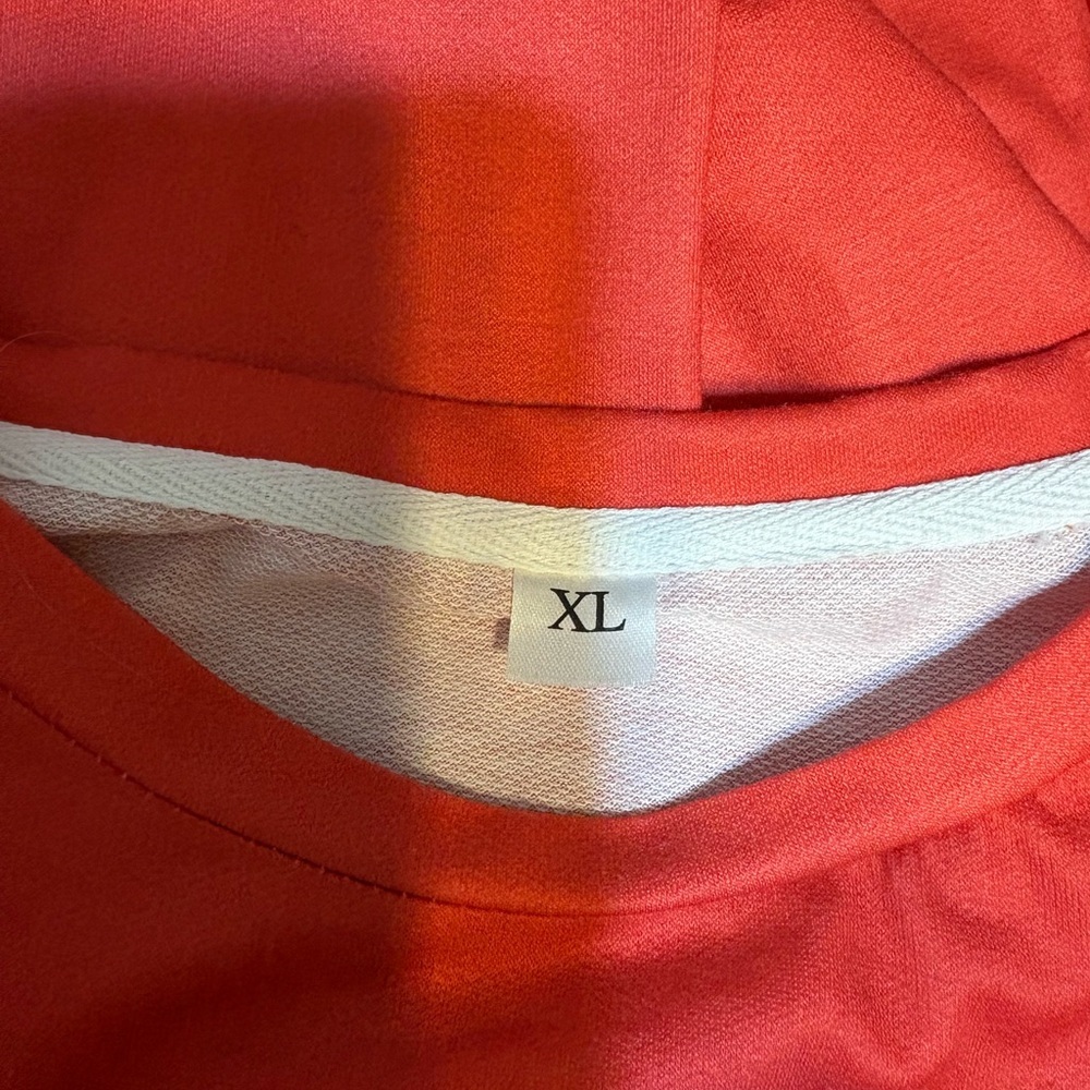 Philadelphia Baseball Red Lightweight Sweatshirt - Picture 5 of 5